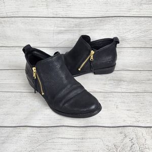 UGG Glee Side Zip Ankle Boot Classic Staple Piece Black Leather Woman's Sz 9